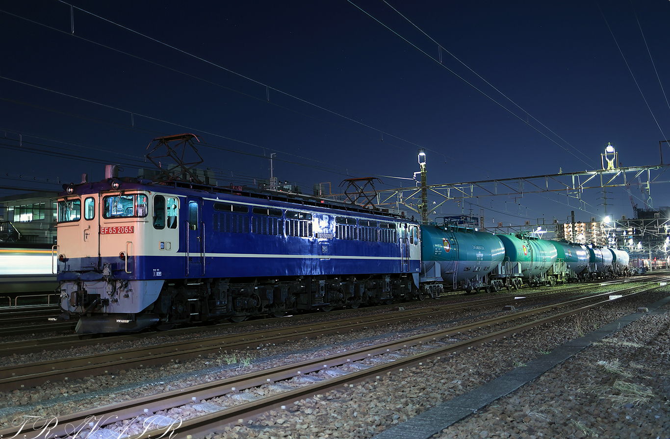 10 8 新機材で5971レをバルブ Travair Railway Photograph
