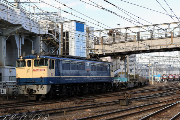 EF65-2090 配8592レ 隅田川駅