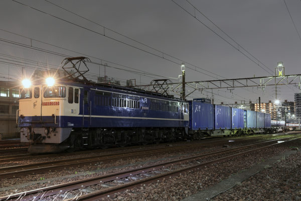 EF65-2083　5971レ発車