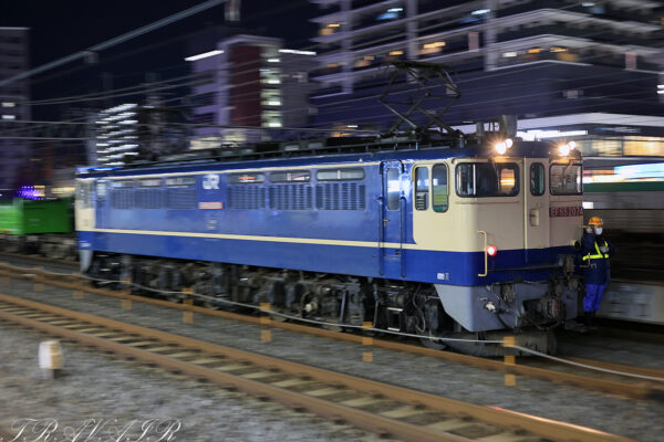 EF65-2074 入換 金町駅