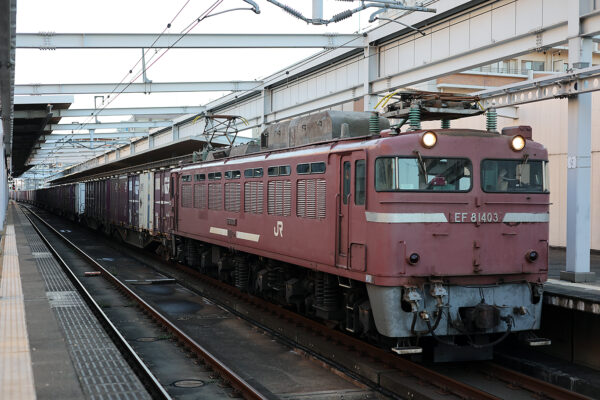 EF81-403　4093レ　箱崎駅