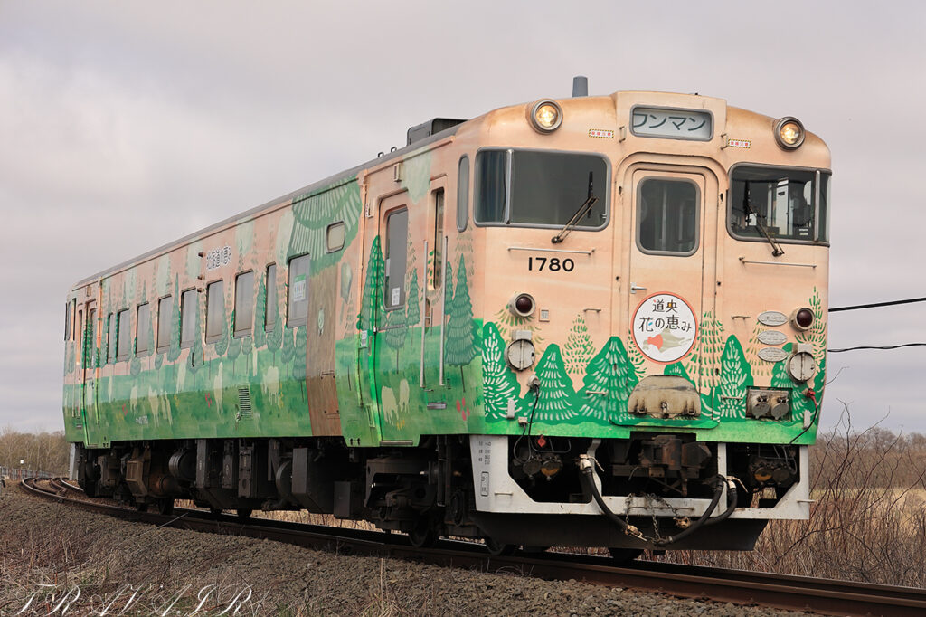 JR東日本 キハ40 583 (キハ40系) 車両ガイド | レイルラボ(RailLab)
