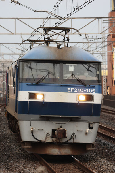 EF210-106正面