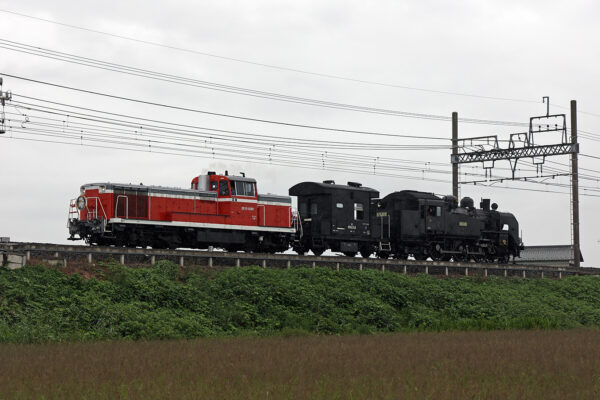 2024.9.27 13:56撮影 回5551レ 栗橋～新古河間