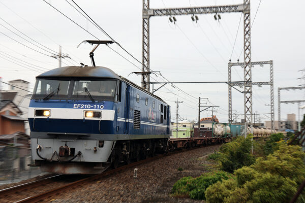 EF210-110　奥中