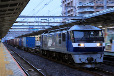 2025.5.24 18:26撮影 1090レ 市川駅