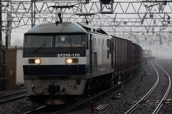 2025.10.25 14:50撮影 1094レ 市川駅
