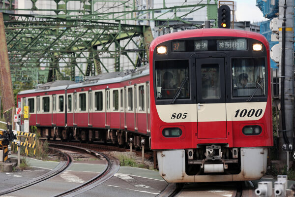 2025.10.27 13:46撮影  品川～南品川間