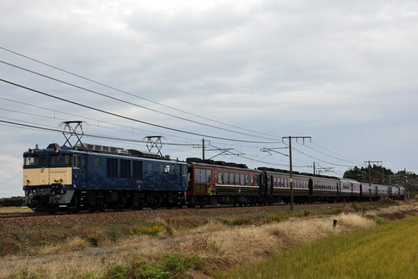 EF64-1030 回9430レ 帯織~見附間
