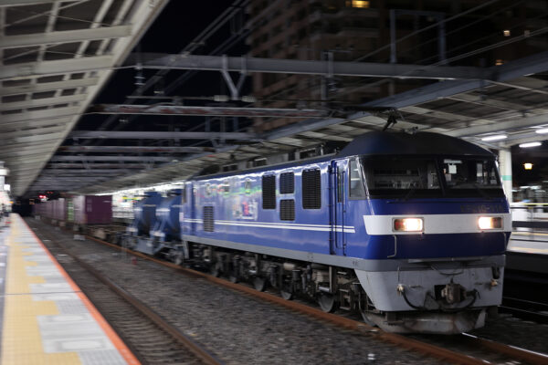 EF210-116　1090レ 市川駅