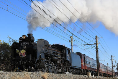 2025.12.6 10:43撮影 5001レ ふかや花園～小前田間