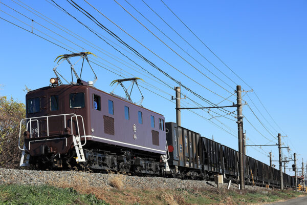 デキ105  7105レ  ふかや花園～小前田間
