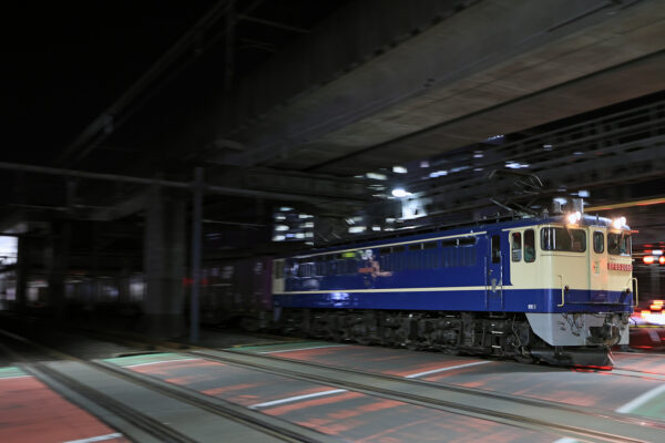 EF65-2086 75レ 北千住～南千住間