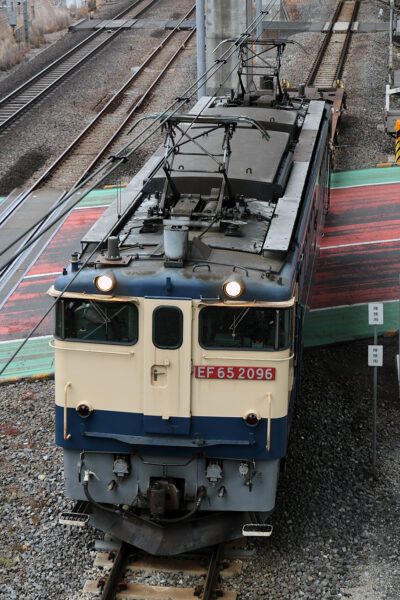 2025.12.20 15:43撮影 配8592レ 北千住～南千住間