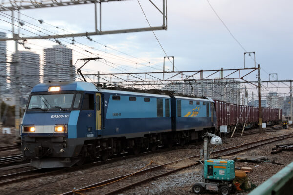 EH200-10 2091レ 隅田川