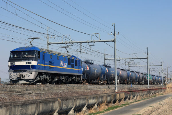 EF210-377 5582レ 栗橋~東鷲宮